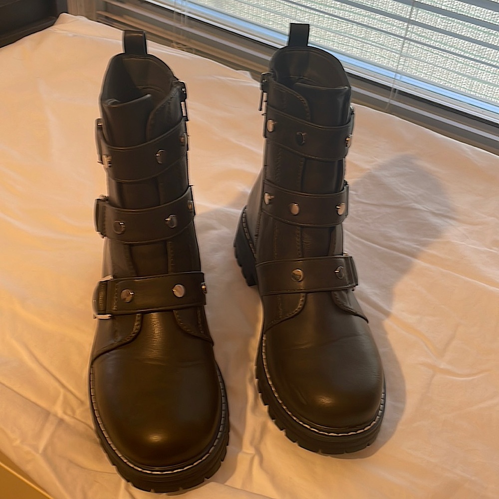 SO Combat Boots